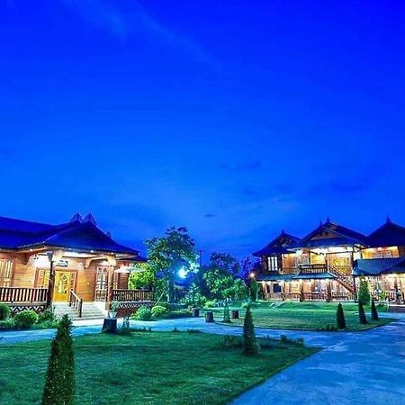 Baan Maneekan Sukhothaï Extérieur photo