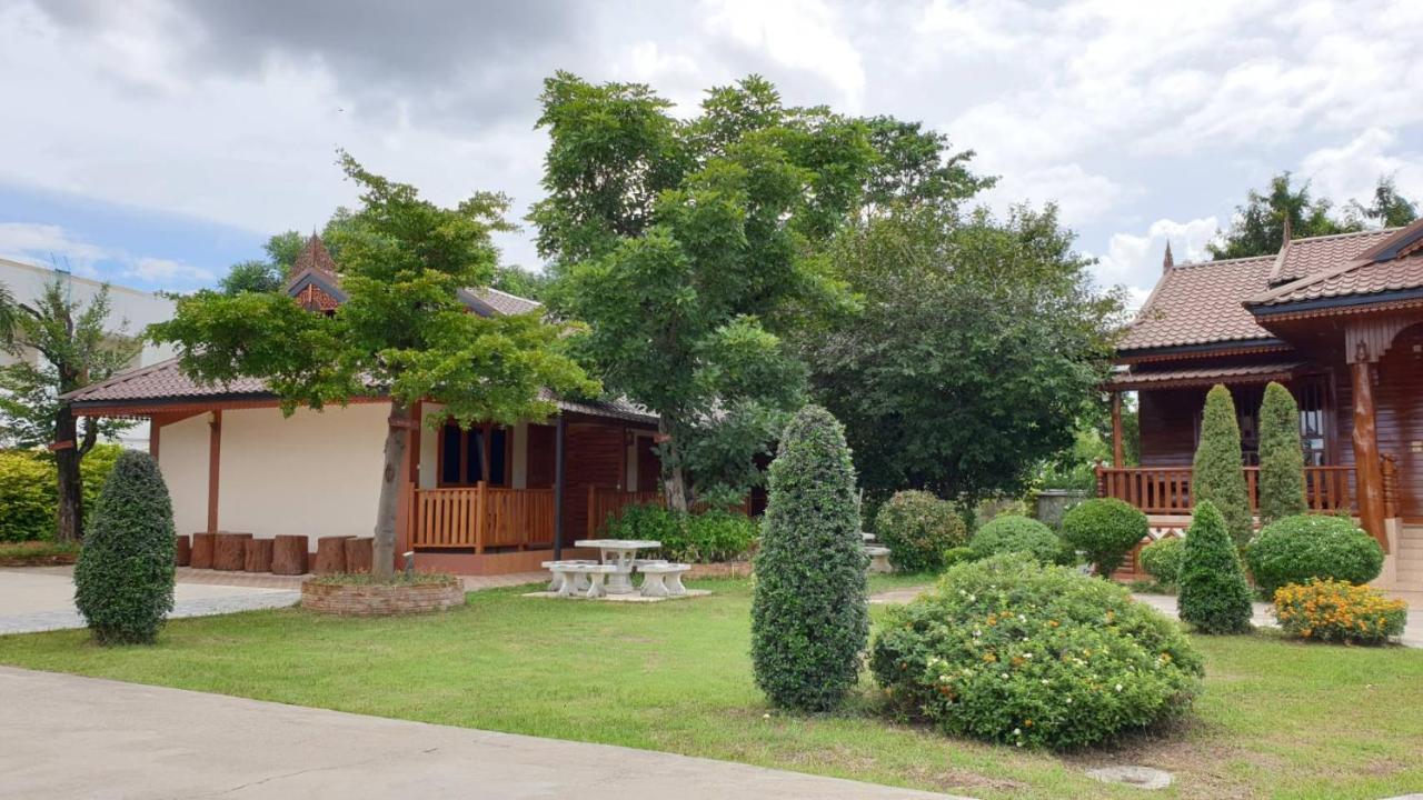 Baan Maneekan Sukhothaï Extérieur photo