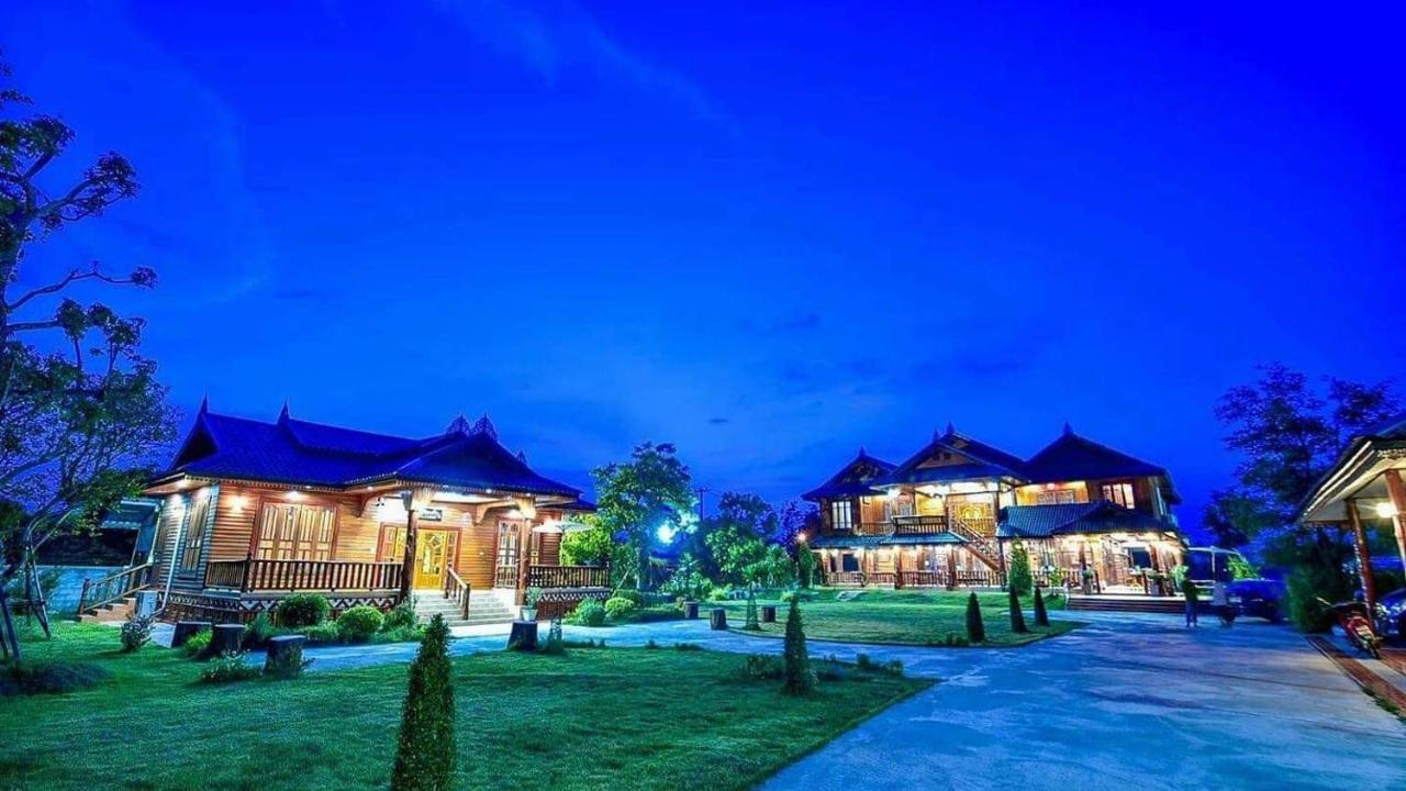 Baan Maneekan Sukhothaï Extérieur photo