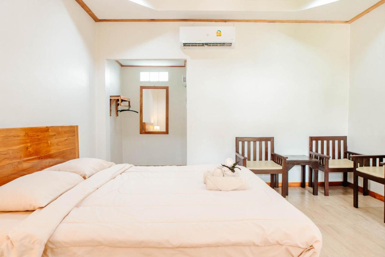 Baan Maneekan Sukhothaï Extérieur photo